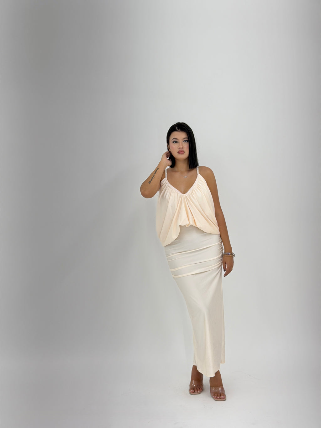 DRESS CRYSTAL