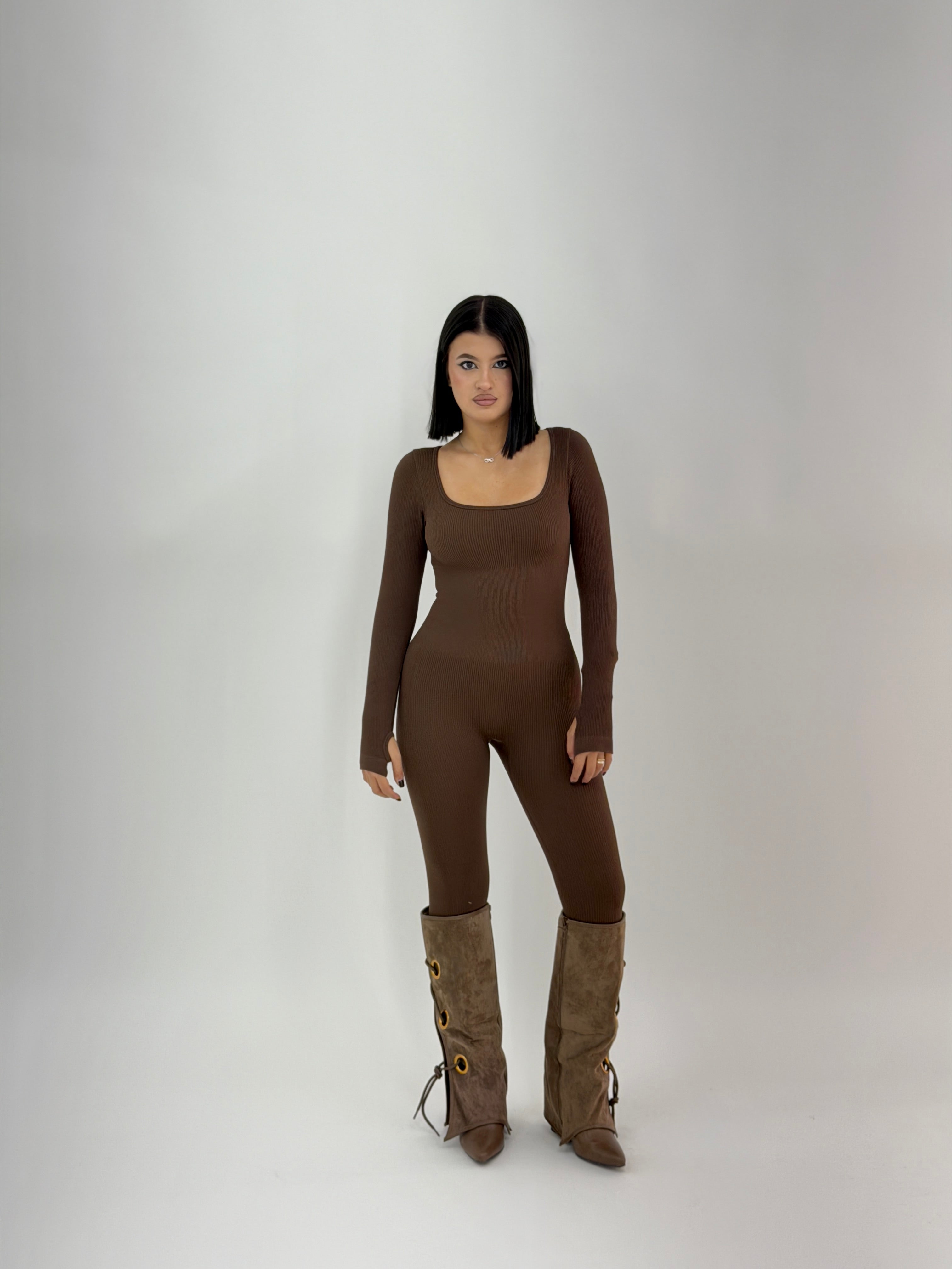 JUMPSUIT MODELLANTE