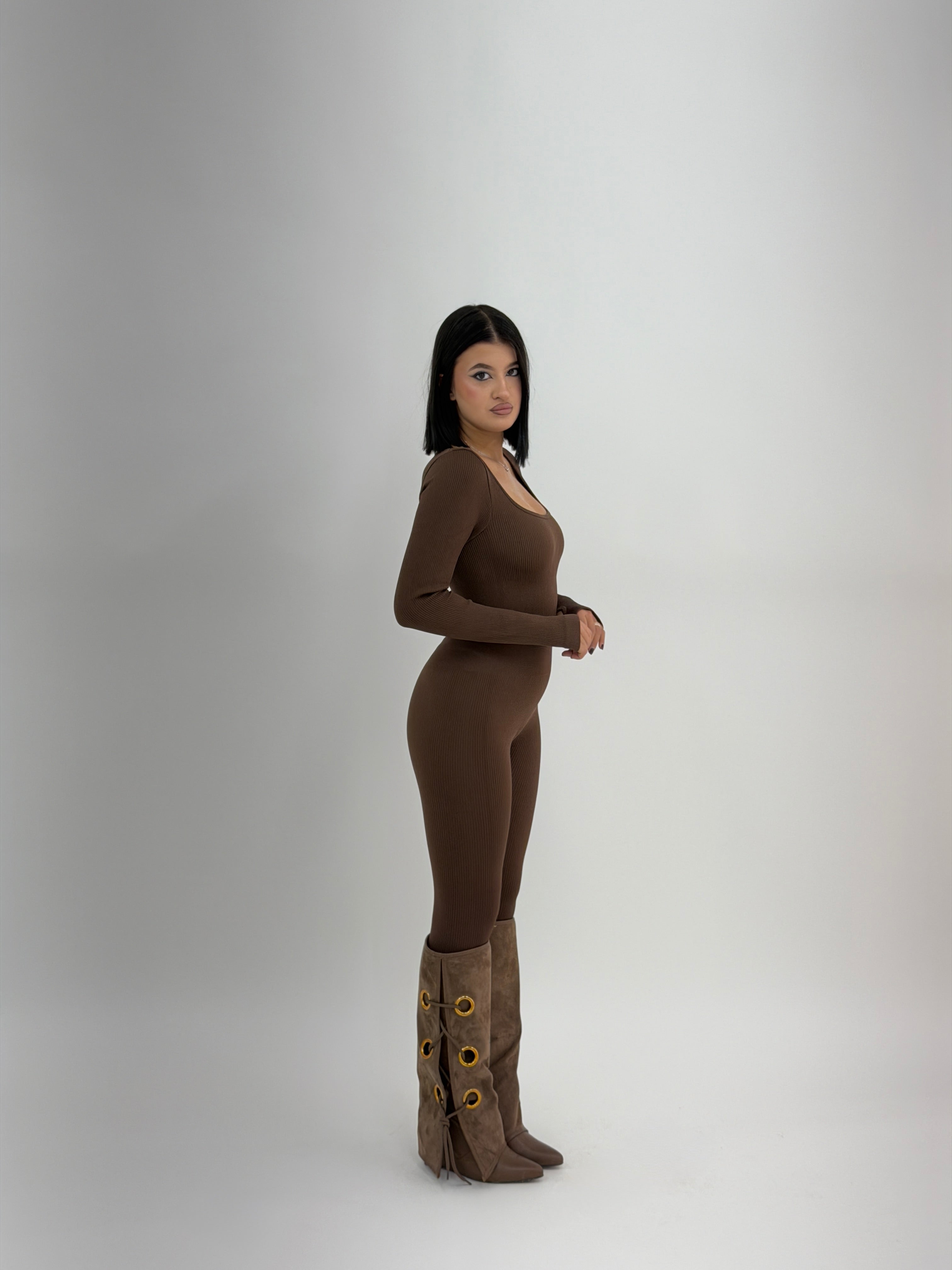 JUMPSUIT MODELLANTE